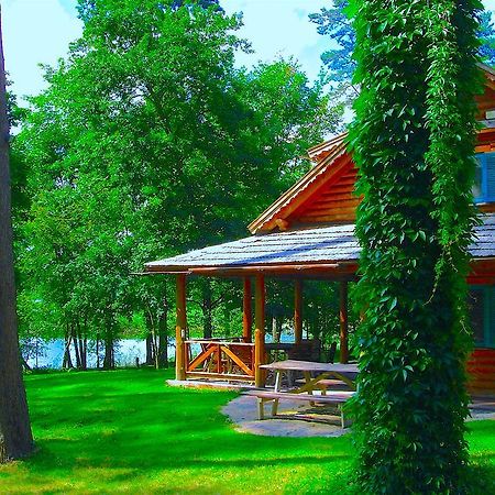 Dwor Sosnowo Hotel Pojezierce Екстериор снимка